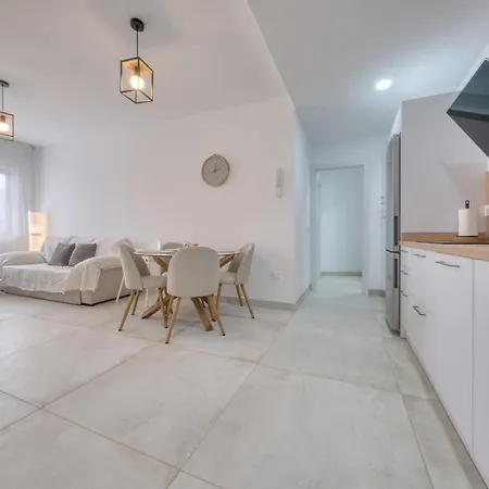 別荘 House La Santa - 400m To The By Lanzarote ティナホ